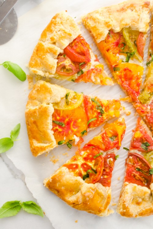 Sliced heirloom tomato galette