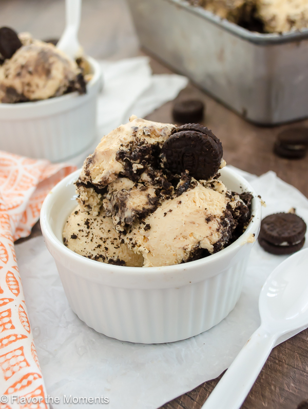 No Churn Peanut Butter Pie Ice Cream is a great way to enjoy peanut butter pie in ice cream form. It's rich, delicious, and requires only 5 simple ingredients to make! @FlavortheMoments
