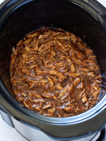 BBQ pulled chicken in slow cooker