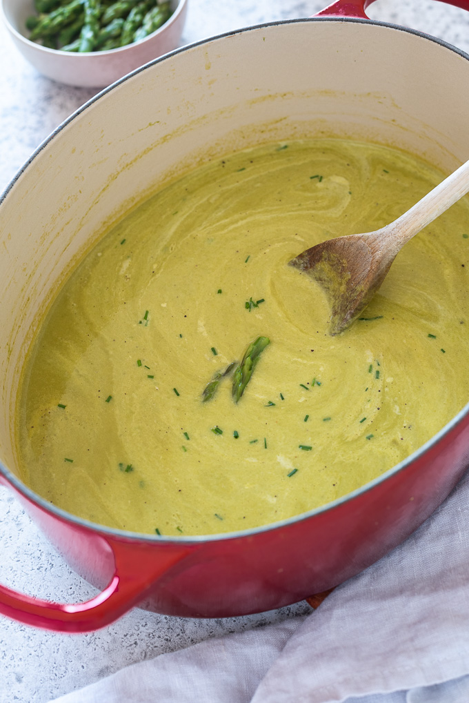 Asparagus soup in a dutch oven
