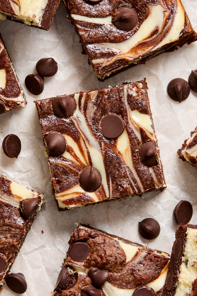 Cheesecake brownies with dark chocolate chips