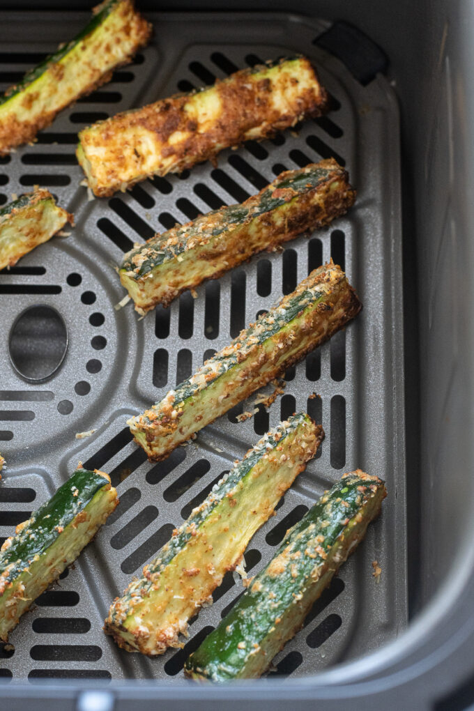 Crispy zucchini fries in the air fryer.
