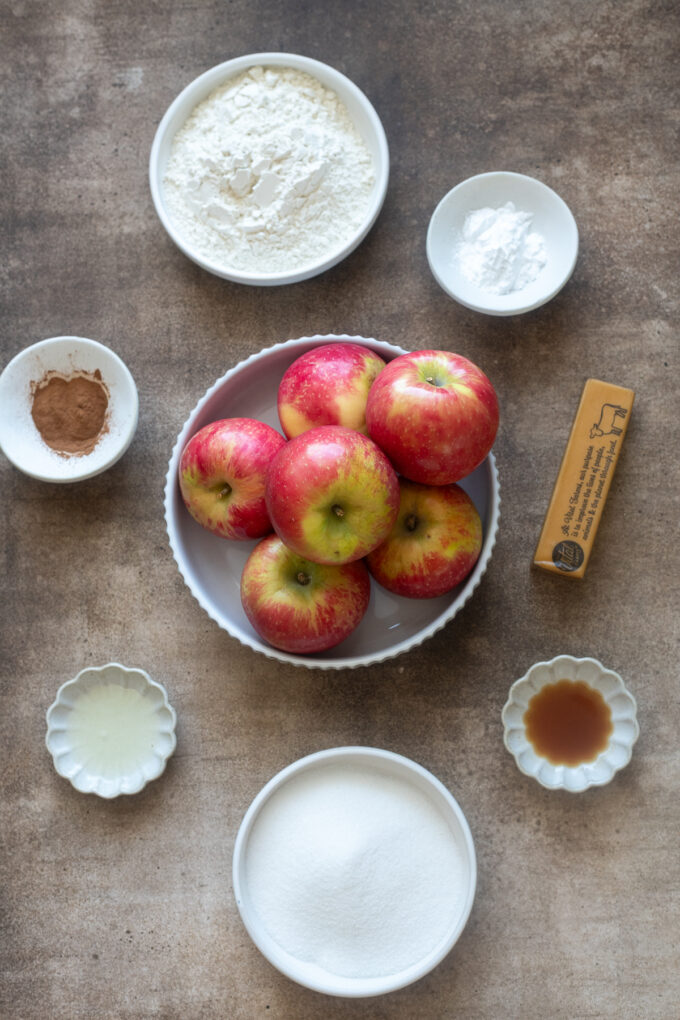 Apple pie bars recipe ingredients.