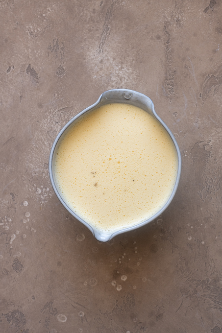 Blended egg and cottage cheese mixture in bowl.